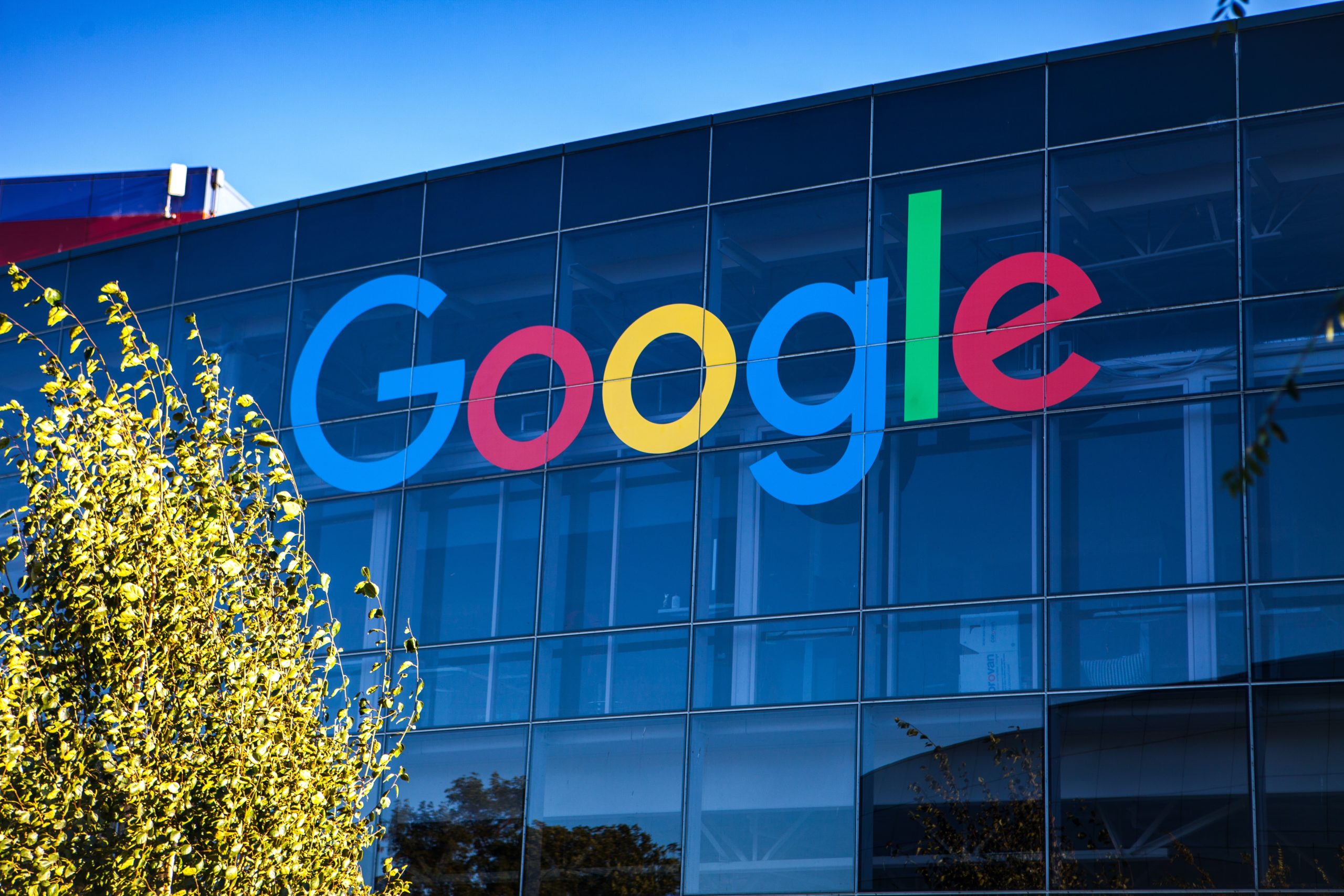 谷歌母公司发布第二季度财报 营收达 618.8 亿美元