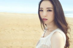 董璇疯狂出售二手奢侈品 价格低的惊人已成交超