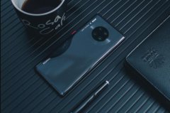 鲁大师2019年报日前发布，华为Mate30 Pro 5G夺冠手机