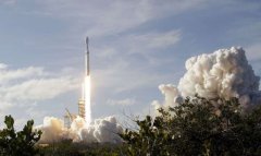 开门红！SpaceX用一枚“四手”火箭将第三批60颗卫