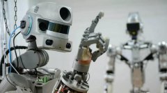 俄开发出可以假乱真的人形机器人