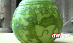 雕花蜜饯是渠阳镇的甜点吗 蚂蚁新村渠阳镇答案