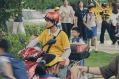 易烊千玺成首个00后百亿票房主演 千玺弟弟真的