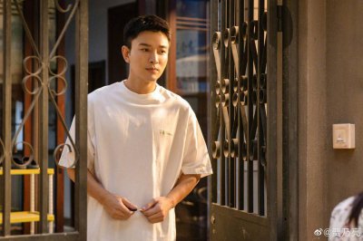 贾乃亮偷税漏税2.6亿工作室辟谣 不信谣不传谣