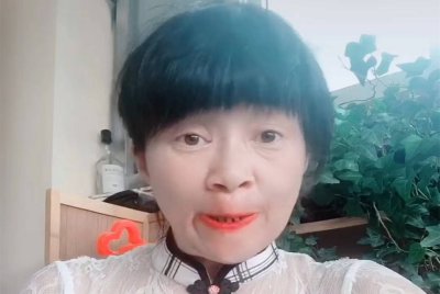 诗人余秀华与90后男友结婚 静静地祝福他们就好