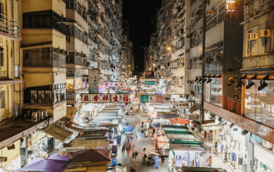 香港楼市再一次受挫！楼价跌回三年半前 李嘉诚