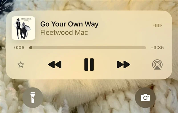 苹果iOS 17.1测试版发布:再远都能用AirDrop了