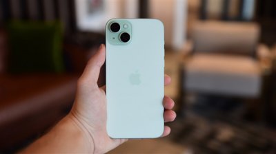 iPhone 15 Plus价格暴降：渠道价比苹果官网14 Plus都