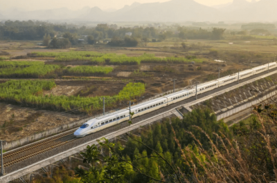 瓮马铁路为贵州经济建设做出更大贡献