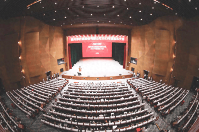 茅台新帅首次亮相发388亿大红包 参会人数2019年以