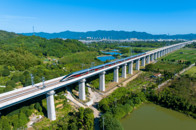 川青铁路建设势头强劲，将为经济发展注入新动