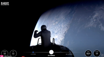 SpaceX开启人类首次商业太空行走：美国亿万富翁