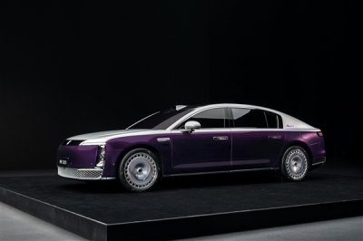 华为百万级旗舰轿车：尊界S800发布2天预订超20