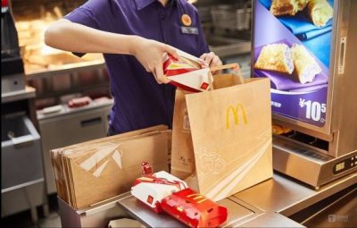 下调外送费至6元 麦当劳也躲不过“穷鬼套餐”