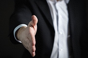 员工离职不交接工作，违法吗？跟你聊聊离职那