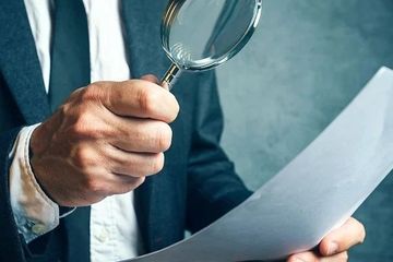 发现员工学历造假，单位能否要求赔偿？律师为
