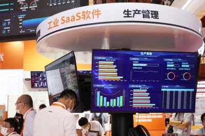 2025年前四月，我国软件业收入稳健攀升至4.25万亿