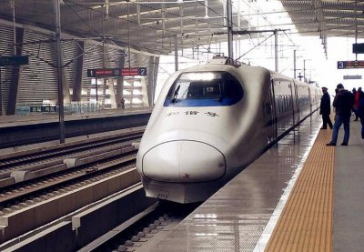 以文明传播城市文化，以交通传递温情