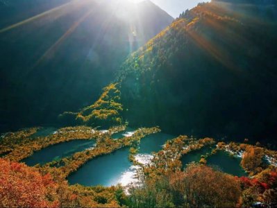 高铁辐射华中市场 双向赋能格局初现