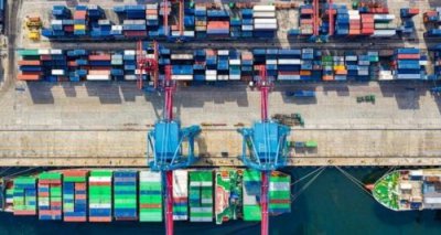 市场泥沙俱下，我们是否应该选择继续在场？