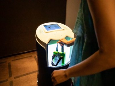 酒店靠什么接住冰雪季流量？TCL 智