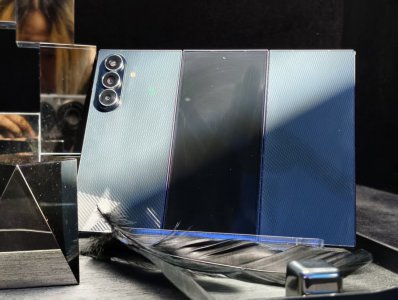 耐用与实用的完美平衡:三星Galaxy Z TriFold折叠旗