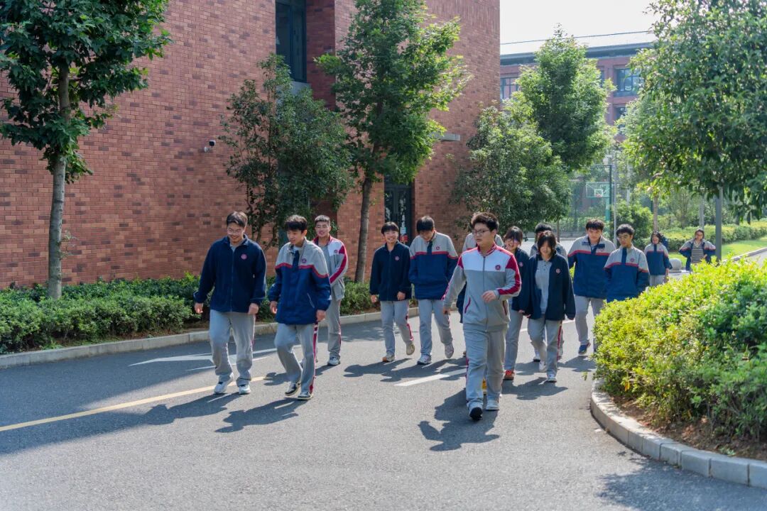 大浪淘沙中的掌舵者与坚守者！湖州求是教育集团董事长沈法初的“当下”与“