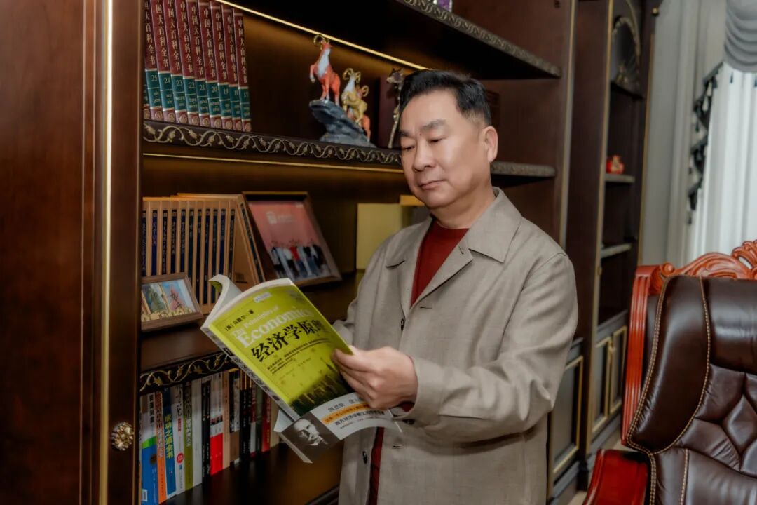 大浪淘沙中的掌舵者与坚守者！湖州求是教育集团董事长沈法初的“当下”与“