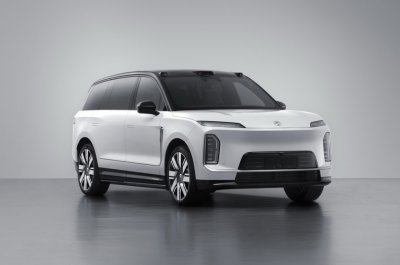 2026开年，“9 系” 旗舰卷疯了