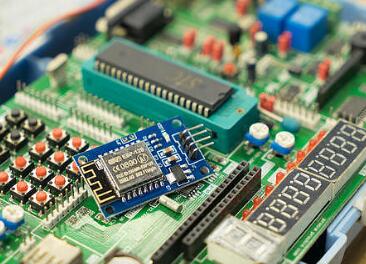 西部证券：消费行业呈现底部特征