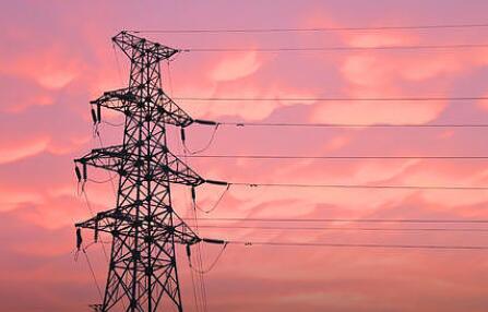 作家集体起诉OpenAI等六大AI公司:指控盗版书籍训