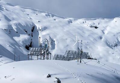 DeepSeek给出了对寒武纪、摩尔线程、