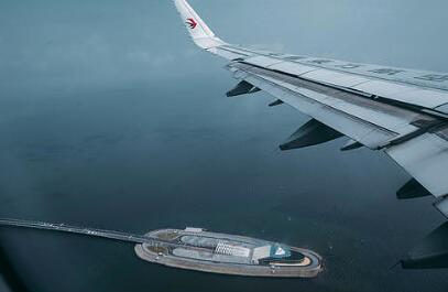 英伟达发布Alpamayo自动驾驶大模型：开启物理智能